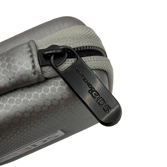 PowerA Nintendo 3DS Hard Shell Carrying Case - Gray - Picture 6 of 6